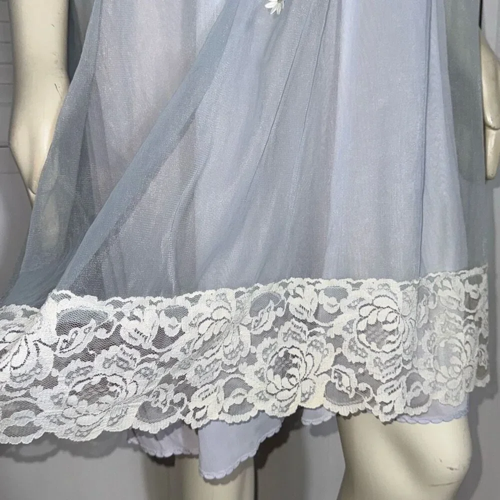 Vintage 1960s pale